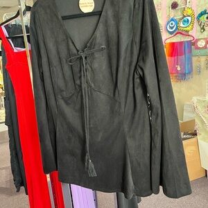 By Together Black V-Neck Tie-Front Peasant Top